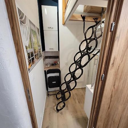 Micro Apartments 2,5 Qm - Najmniejsze Apartamenty Swiata 2,5 Mkw Краков Экстерьер фото