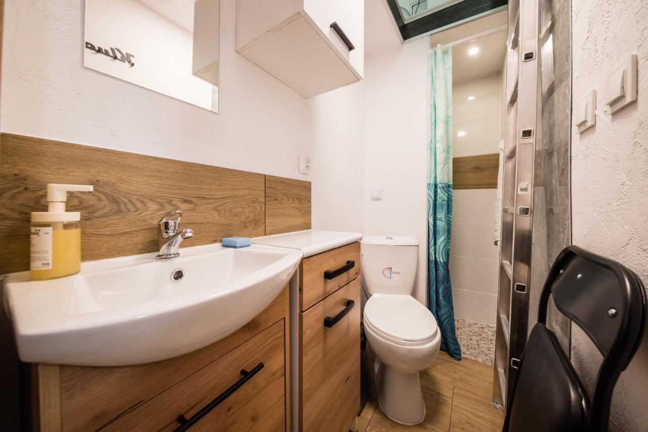 Micro Apartments 2,5 Qm - Najmniejsze Apartamenty Swiata 2,5 Mkw Краков Экстерьер фото