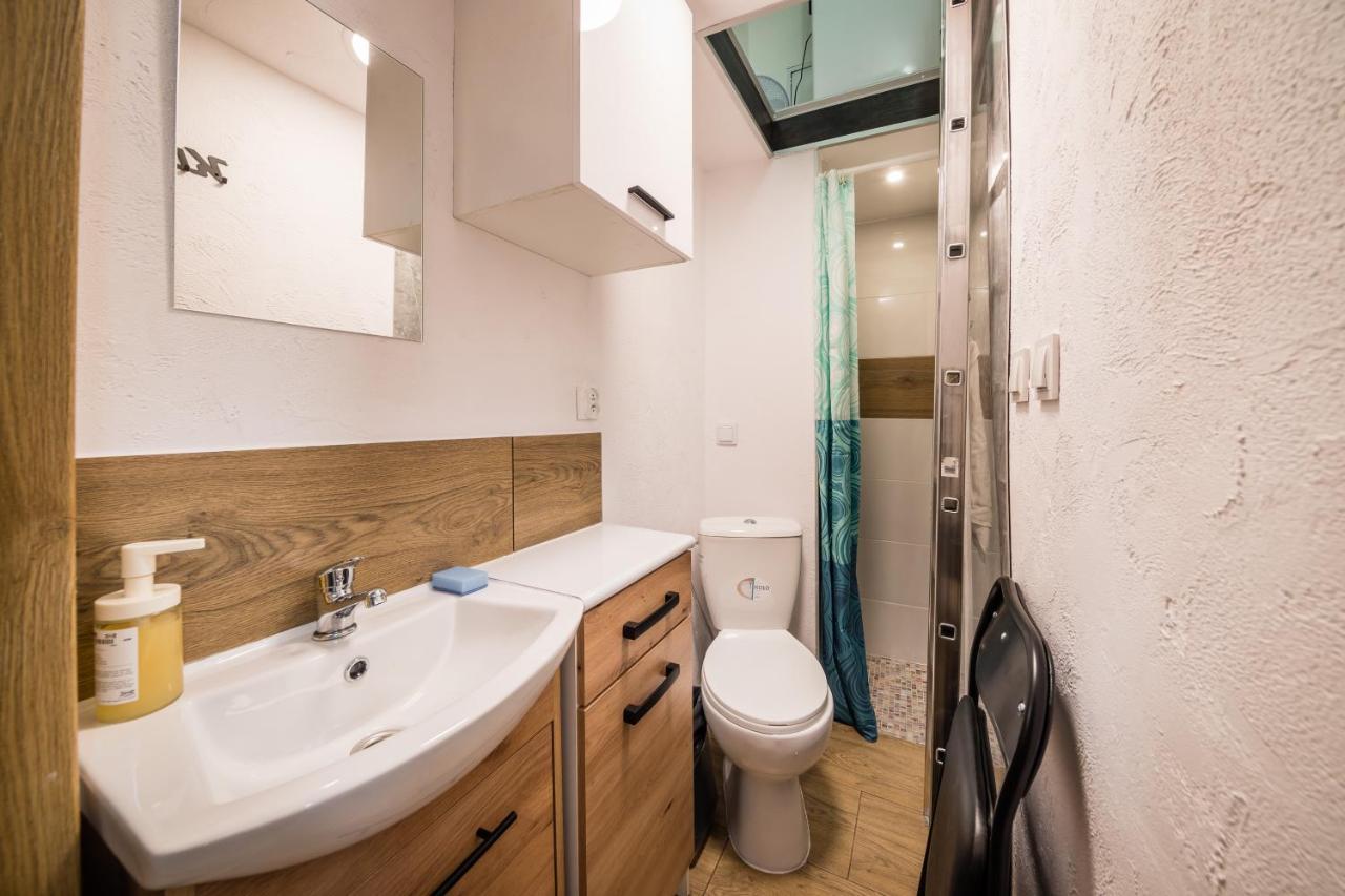 Micro Apartments 2,5 Qm - Najmniejsze Apartamenty Swiata 2,5 Mkw Краков Экстерьер фото
