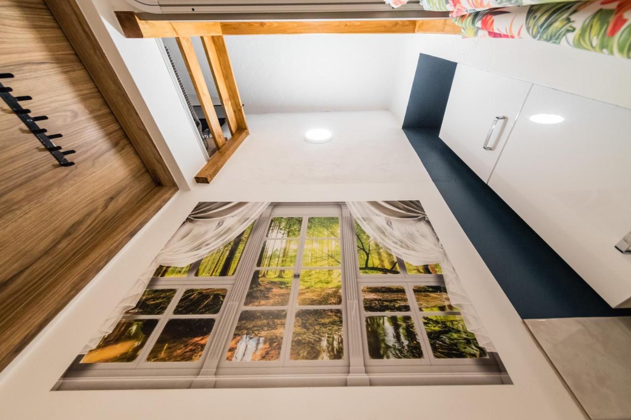 Micro Apartments 2,5 Qm - Najmniejsze Apartamenty Swiata 2,5 Mkw Краков Экстерьер фото
